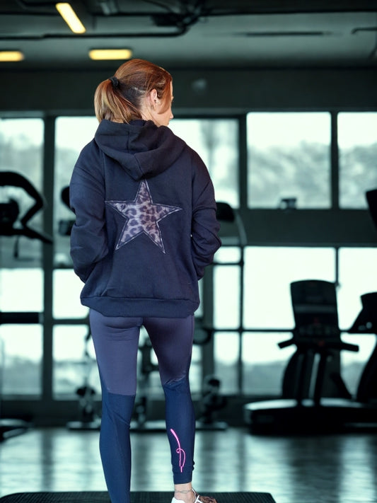 Sweat à Capuche Noir – Étoile Imprimée dans le Dos